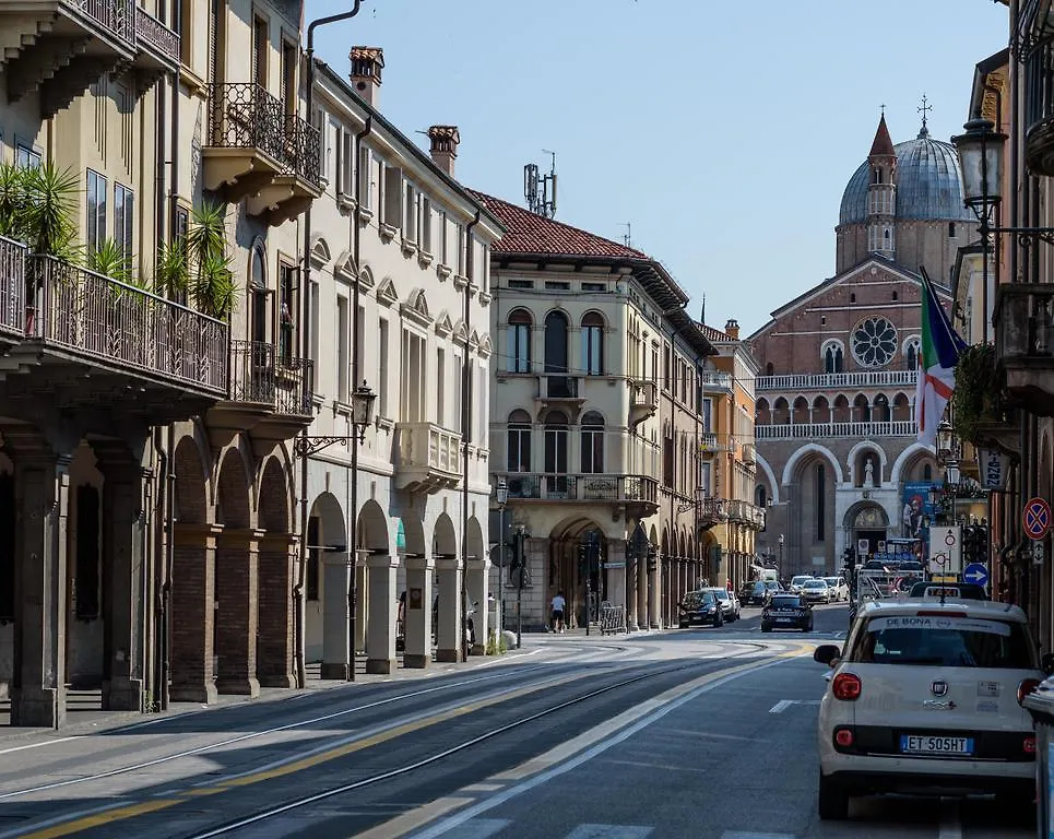 Palazzo Bovio - Boutique Apartments Padova